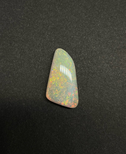5.2ct Coober Pedy Light Opal