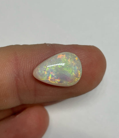 3.9ct Coober Pedy Light Opal