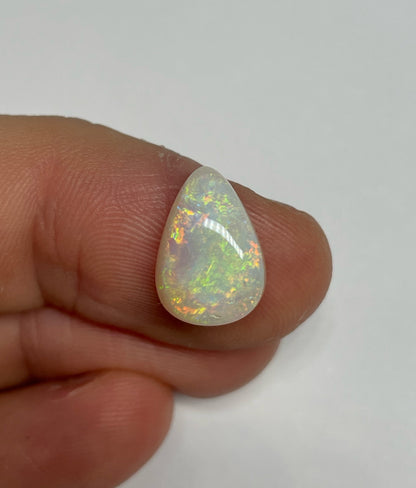 3.9ct Coober Pedy Light Opal