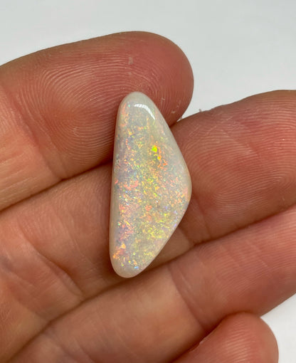 9.9ct Coober Pedy White Opal