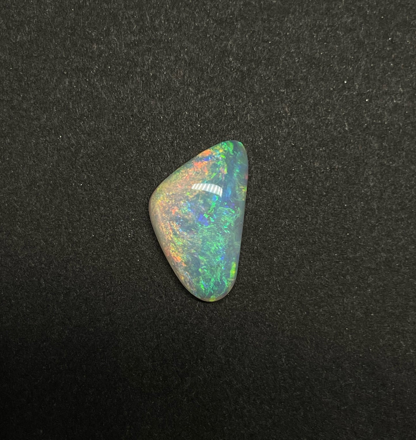 3.9ct Coober Pedy White Opal