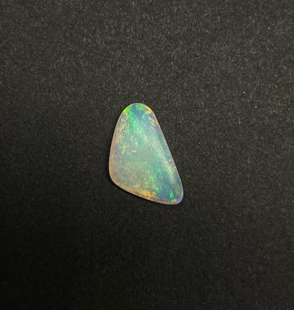 3.9ct Coober Pedy White Opal