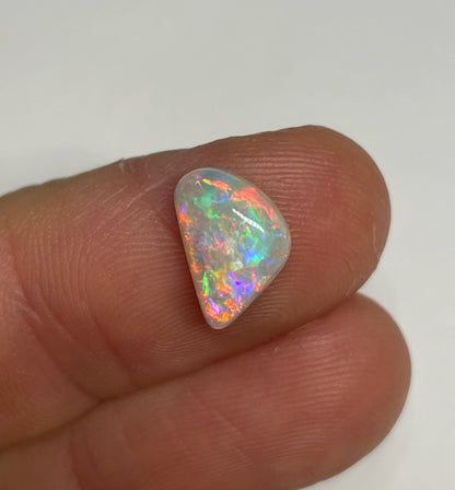 2.2ct Coober Pedy White Opal