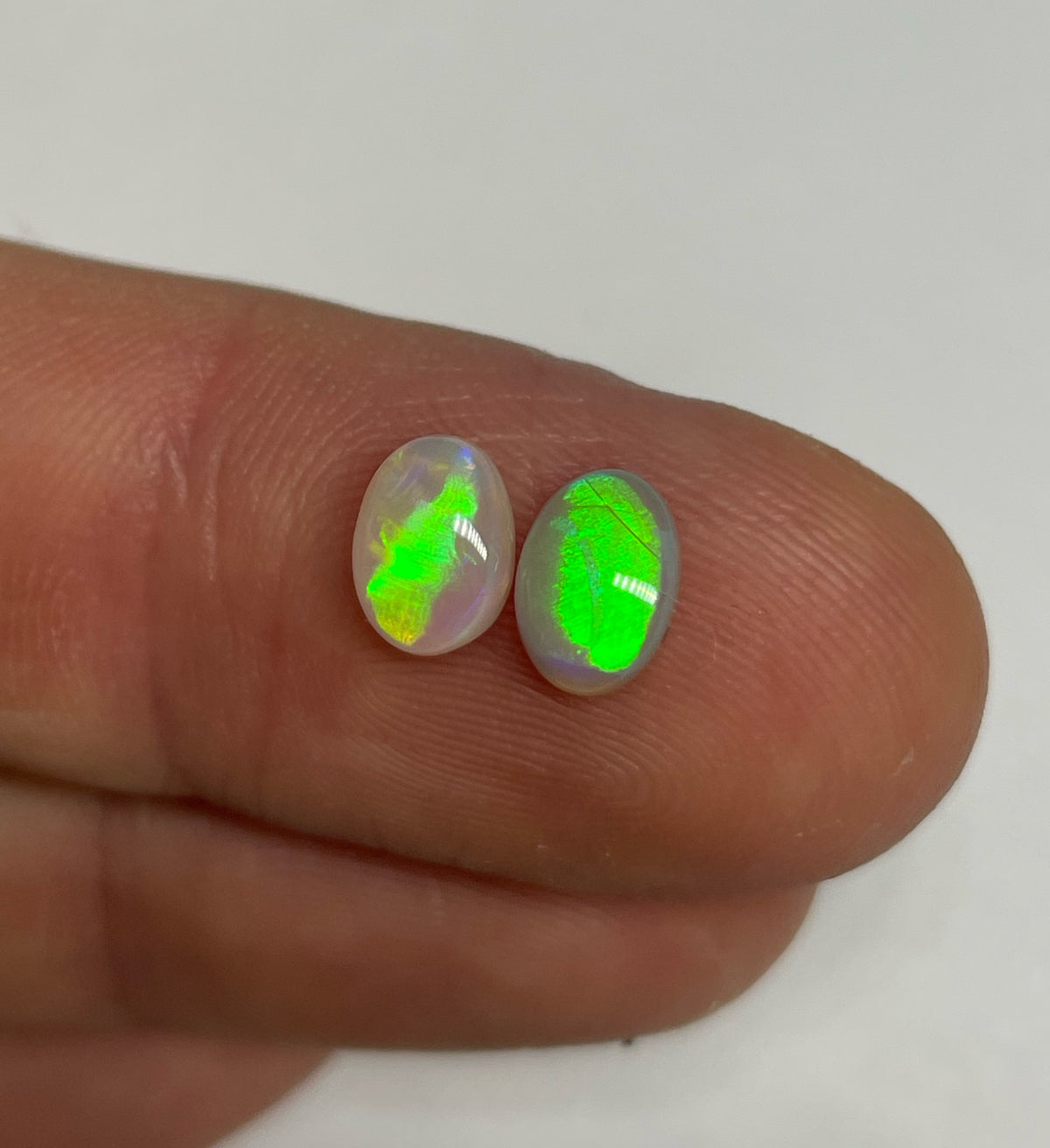 1.5ct Lightning Ridge Pair