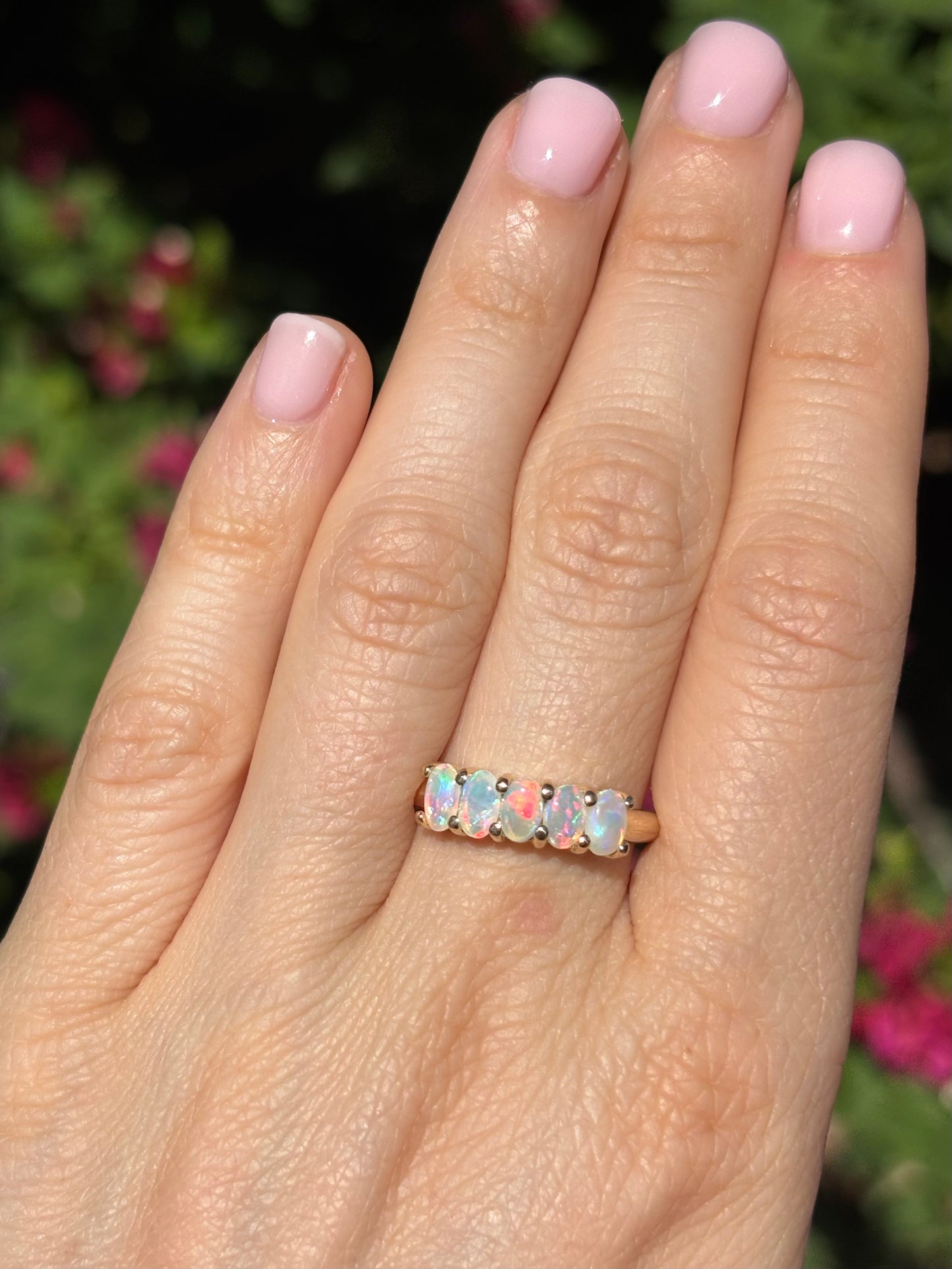 Multi-Stone ♡ Ring 9k Gold - Size 7.25, O