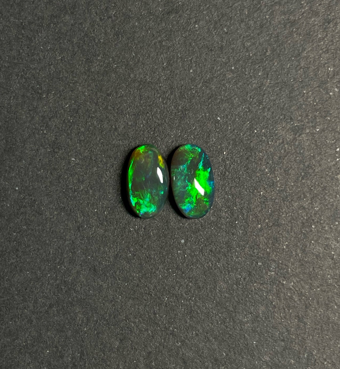 1.4ct Lightning Ridge Pair