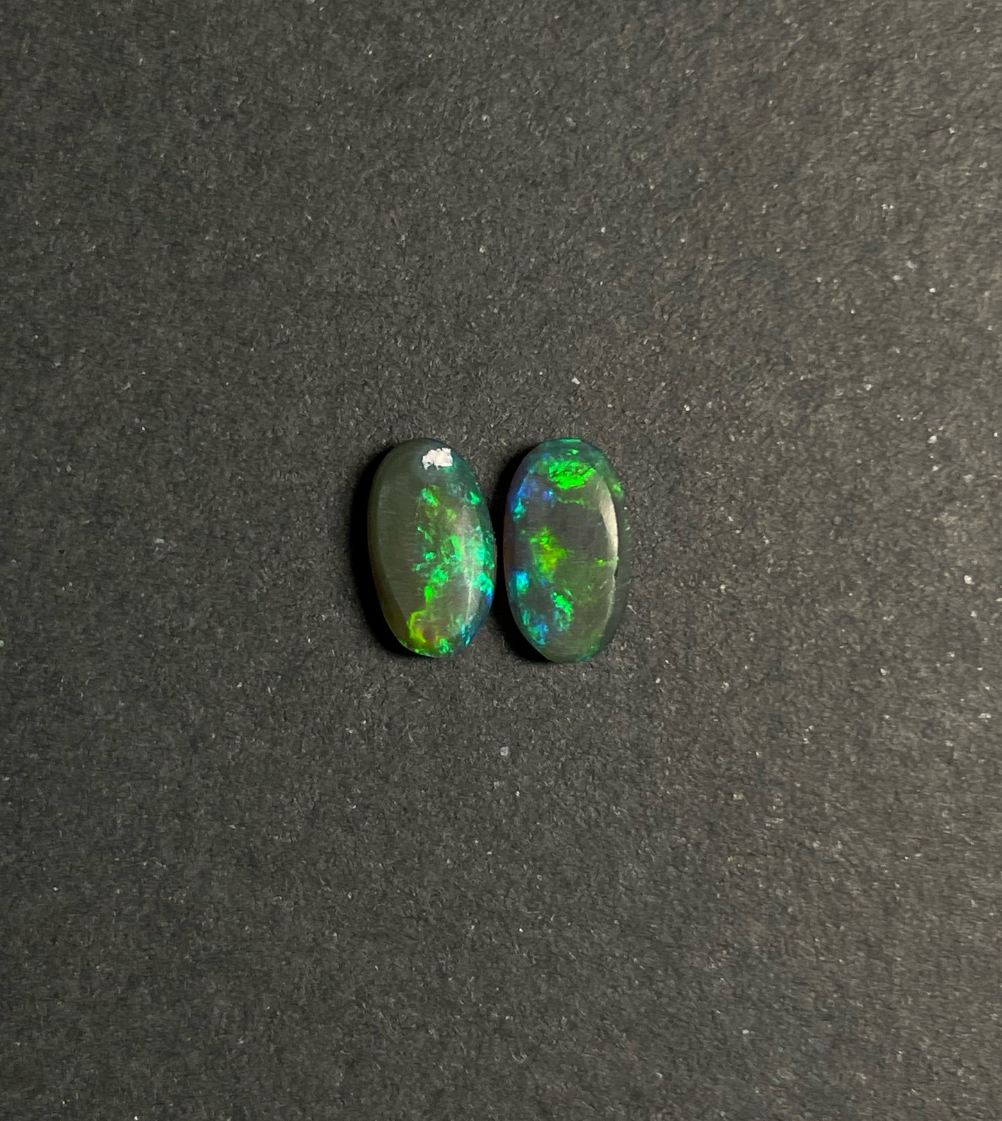 1.4ct Lightning Ridge Pair