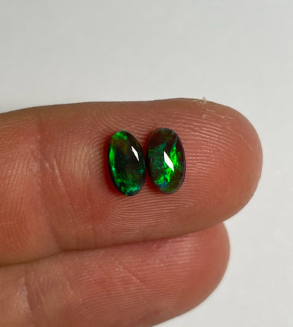 1.4ct Lightning Ridge Pair