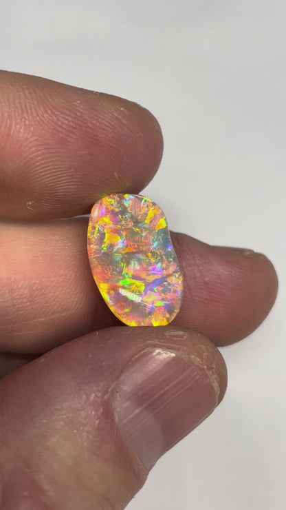 7.7ct Lightning Ridge Crystal Opal