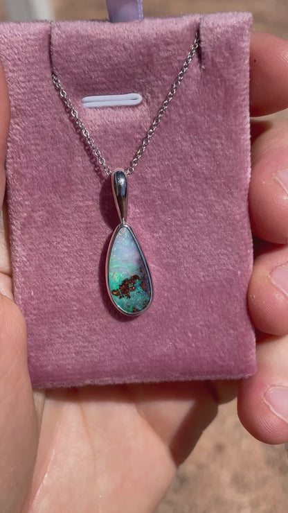 Paradise Boulder Pendant - sterling silver