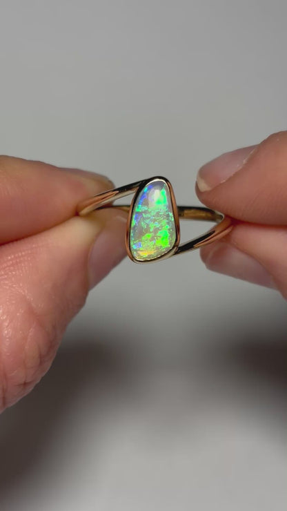 Coco’s Island Ring - 14k, Size 7.75, P