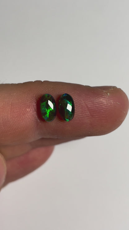 1.4ct Lightning Ridge Pair