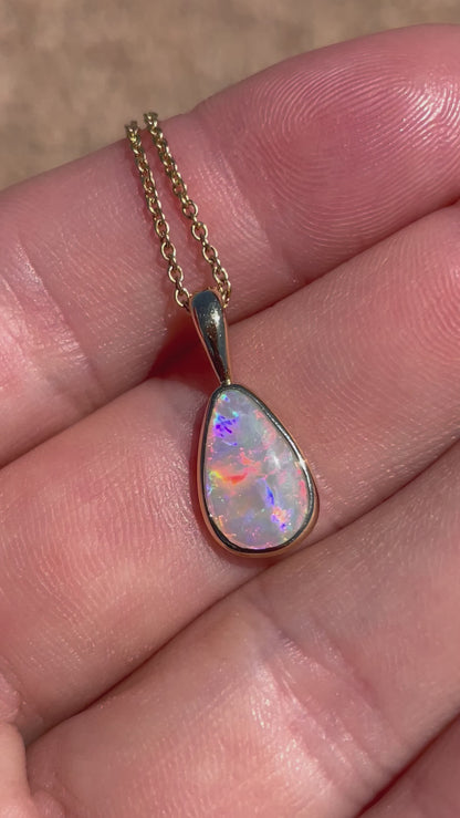 Astro Petal Pendant - 9k gold