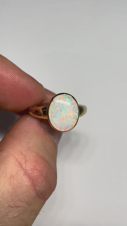 White Haven Ring - 9K Size 8.75, R