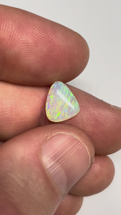 1.4ct Lightning Ridge Crystal Opal