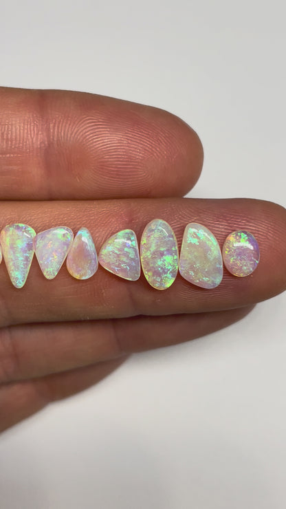5.6ct Andamooka Parcel