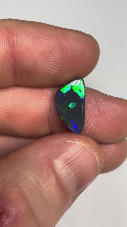 2.3ct Lightning Ridge Black Opal